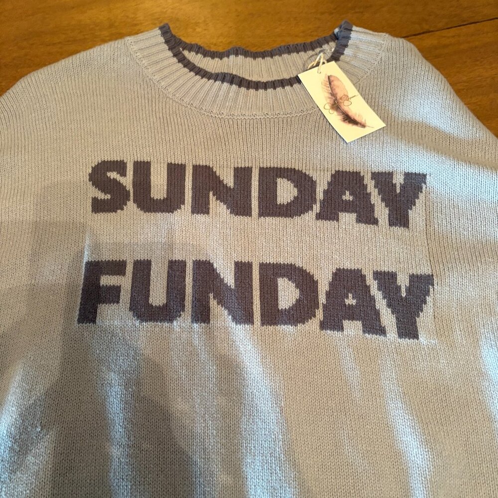 NWT Jessica Simpson "Sunday Funday" Cropped Blue Sweater. Size M - Picture 3 of 6